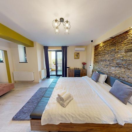 Janine Garden Hotel Brasov Exterior photo